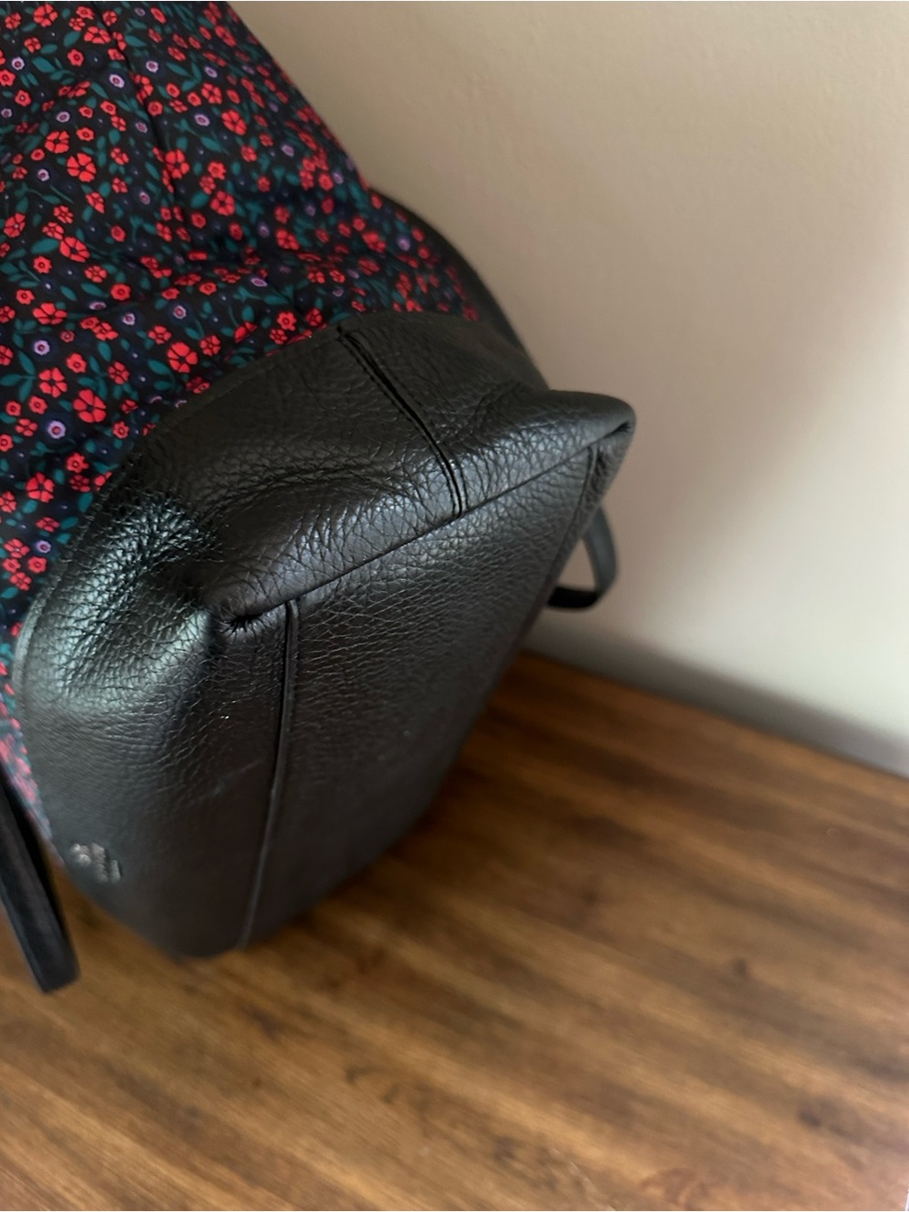 Coach Ranch Floral Tote - Picture 9 of 11
